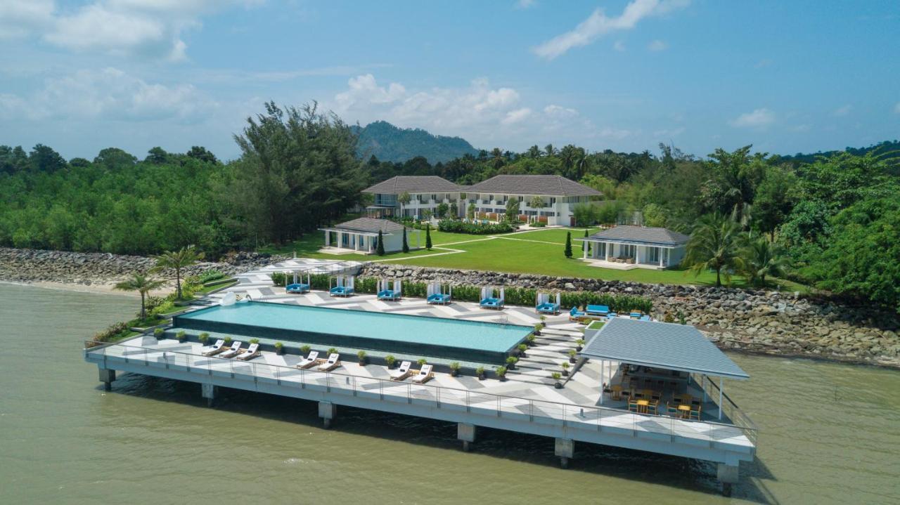 Hotel Cove 55 Santubong Exteriér fotografie